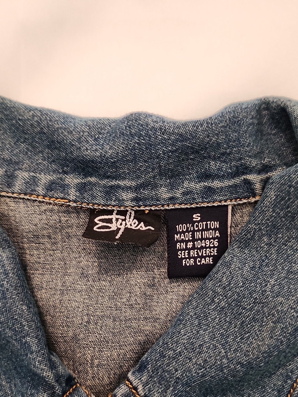 Styles Women's Medium Blue Lightweight Denim Jacket - Picture 2 of 3